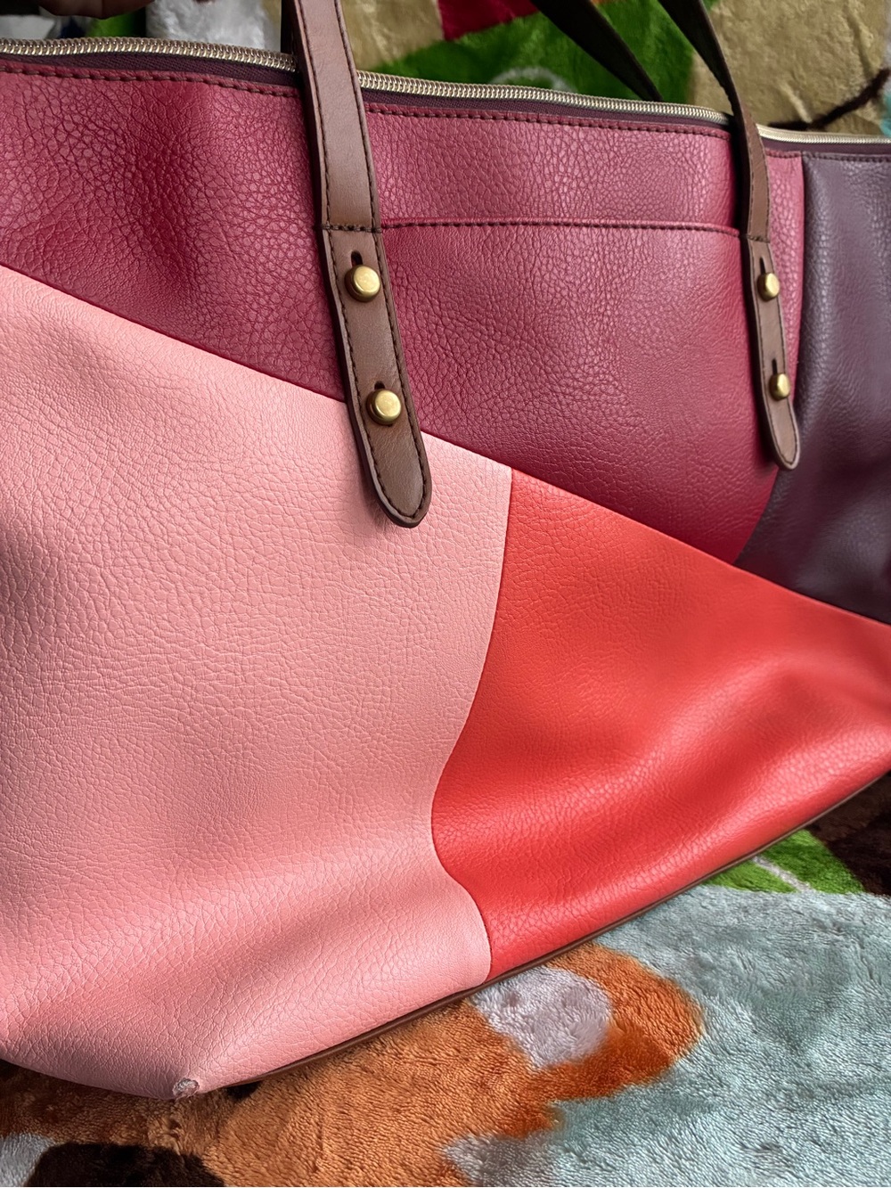Fossil Colorblock Leather Tote in Pink, Red, Burgundy & Brown Straps - Picture 5 of 9